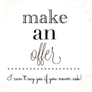 Hello friends! Welcome to my closet! Reasonable offers are accepted! 🥰💯🤍👛